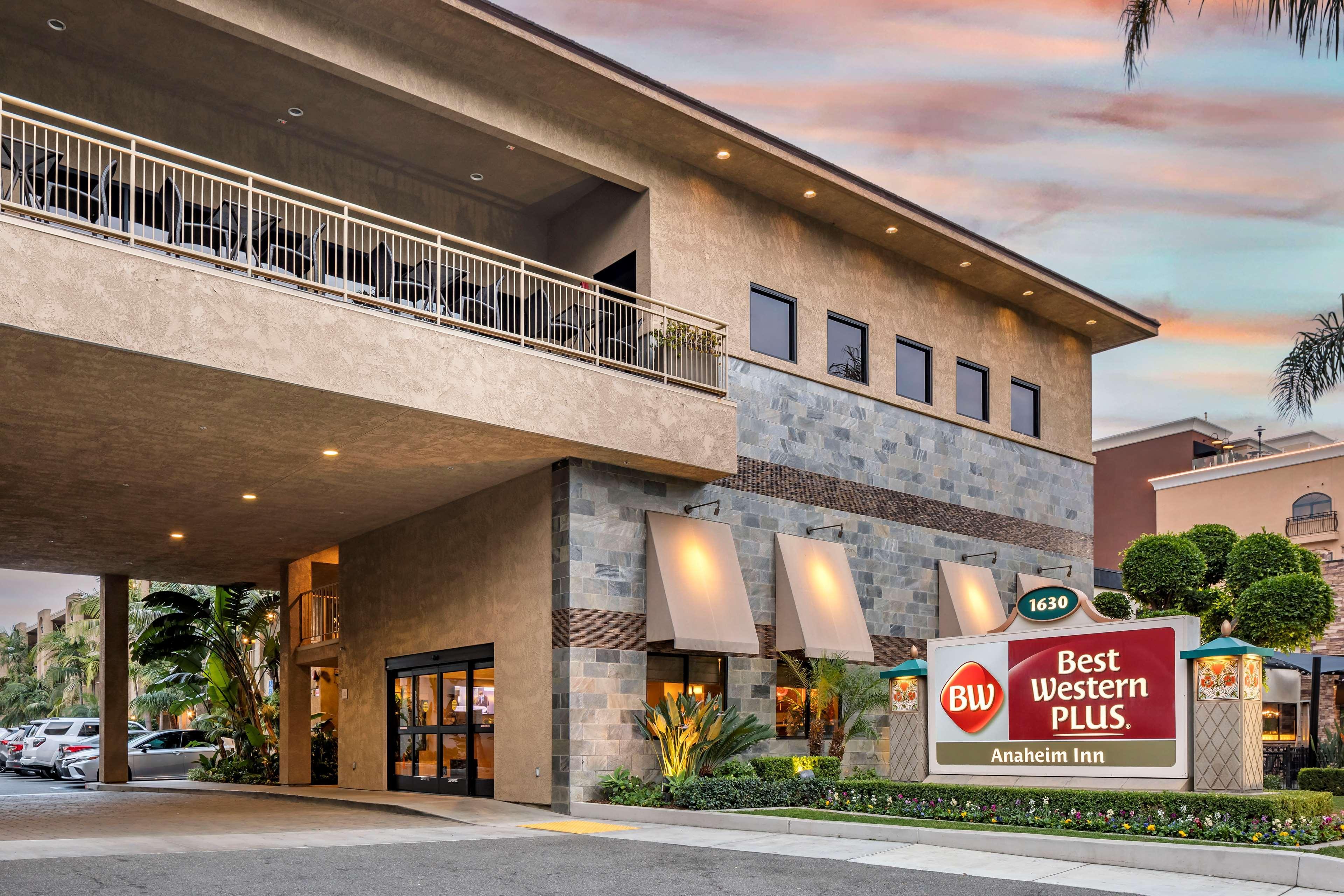 Best Western Plus Anaheim Inn Экстерьер фото